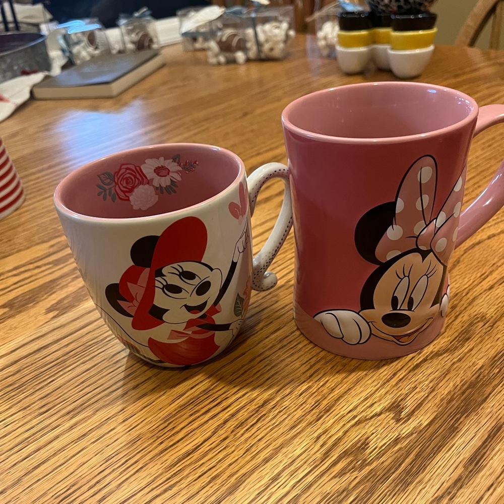 Minnie Mouse mug bundle